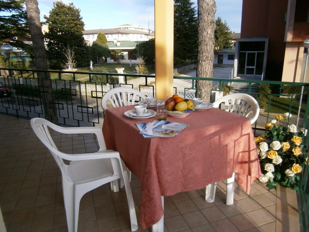 Villa Luca Bibione Esterno foto